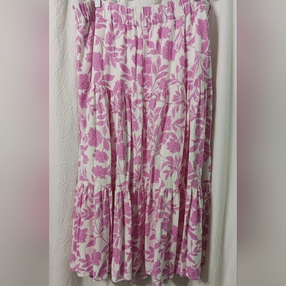 LC Lauren Conrad Floral Three Tiers Midi Skirt Size XXL - Picture 4 of 10